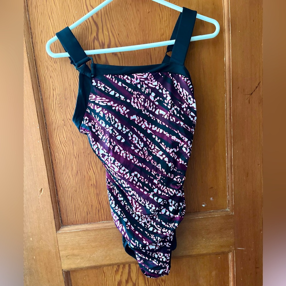 Women’s medium one piece bathing suit